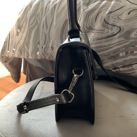 Rocky Barnes x My Kilim Genuine Leather Bag - Picture 3 of 8